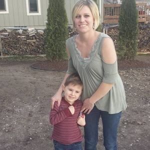 Meet your Posher, Ashley